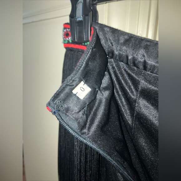 Sherri Hill 0 Beaded Embellished Two Piece Set Halter Top & Fringe Skirt Zip - Picture 8 of 8